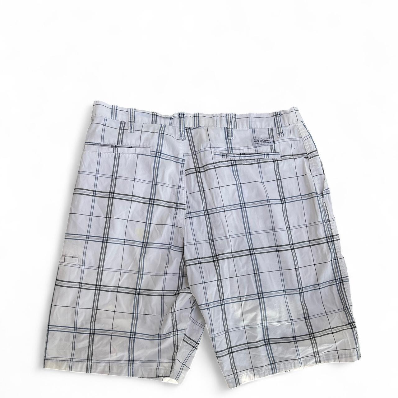 White and navy wrangler shorts