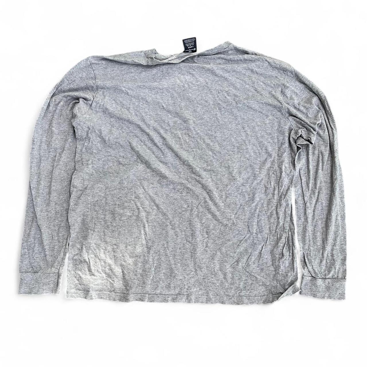 Grey long sleeved champion tee