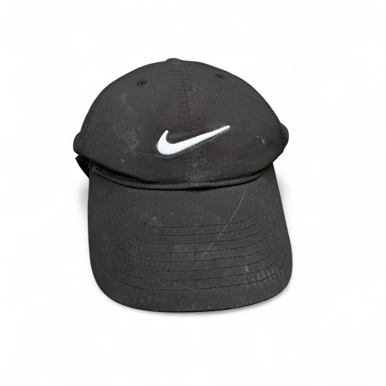 Black Nike baseball cap