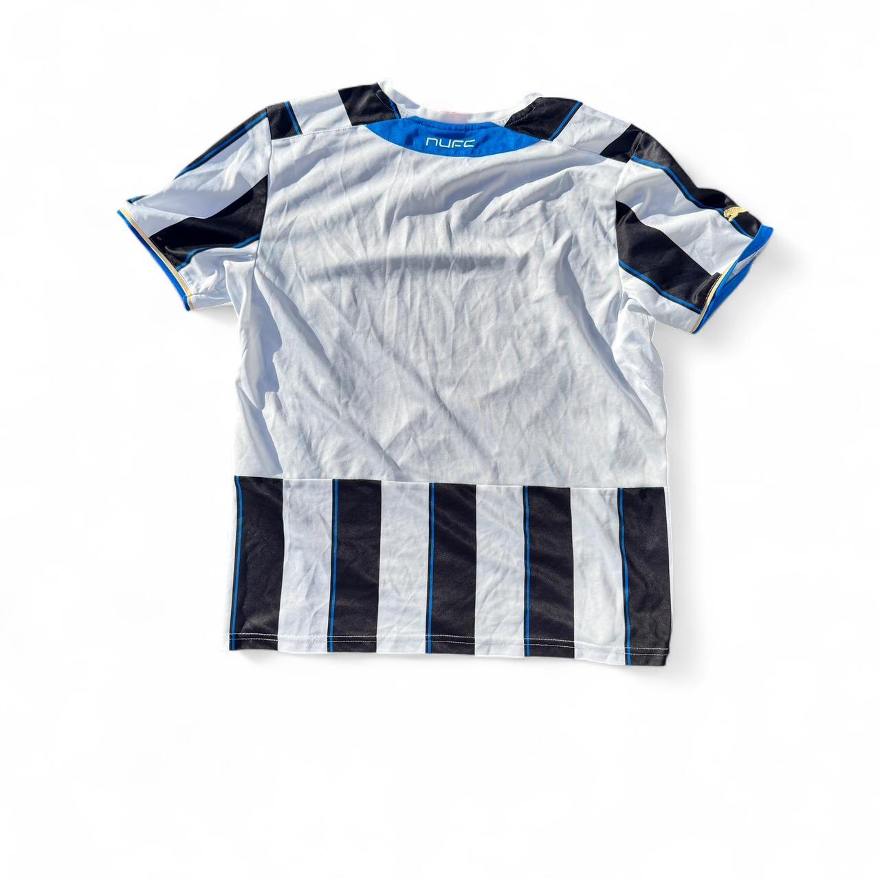 Newcastle United 2013/14 home football shirt