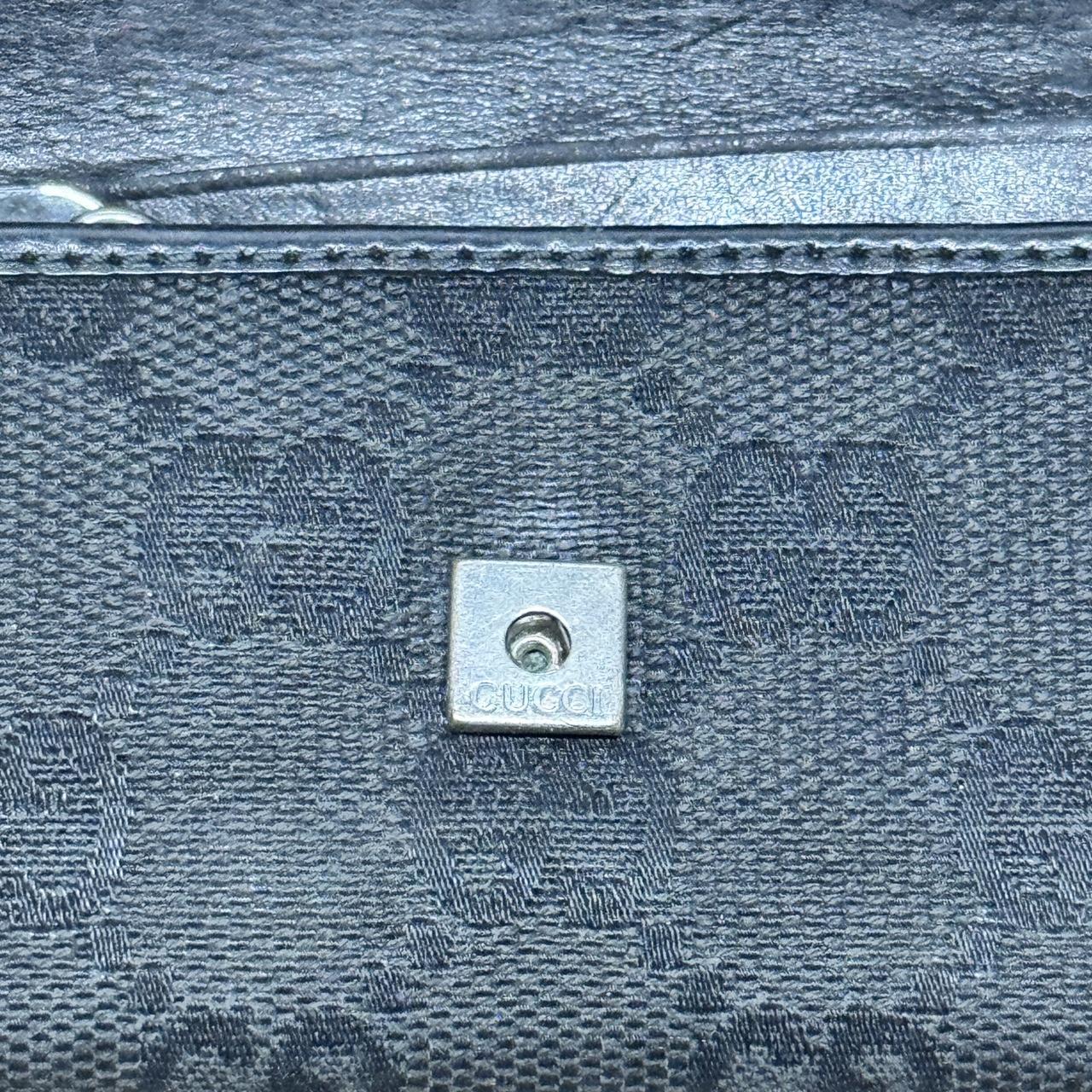 Vintage gucci key holder in dark navy