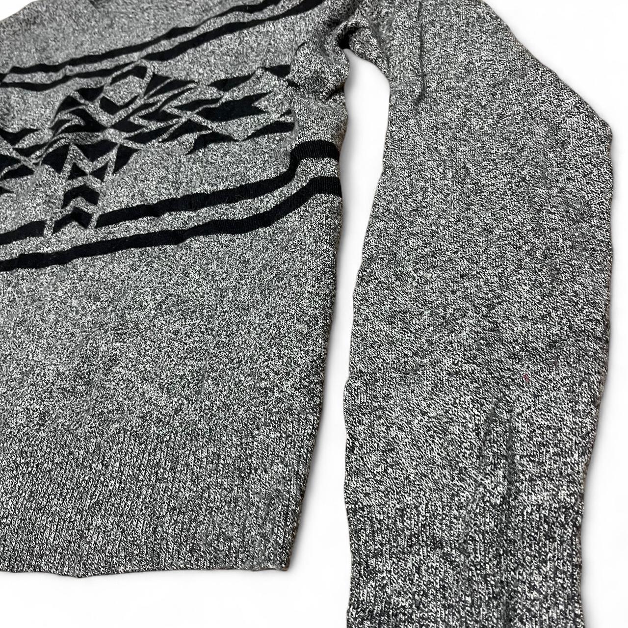 Grey Tribal Knit – GAP (M)