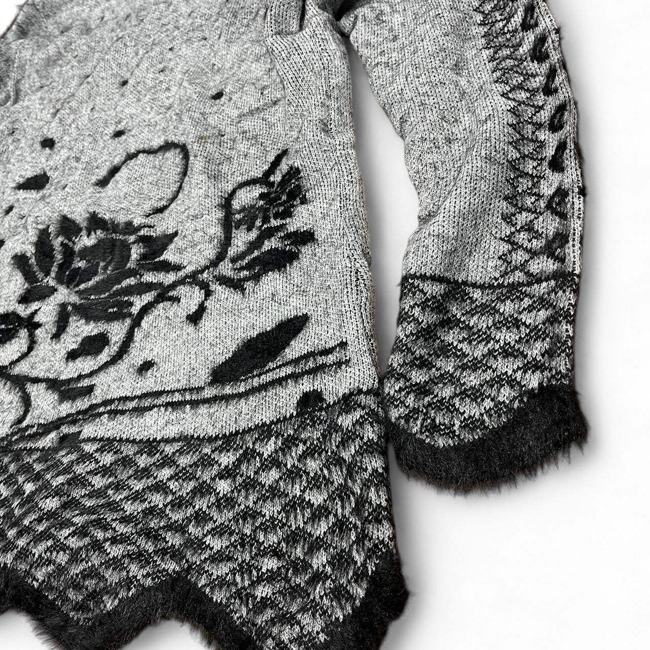 Grey & Black Jumper – Le Grenier (S)