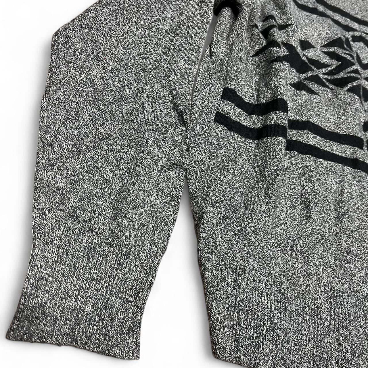 Grey Tribal Knit – GAP (M)