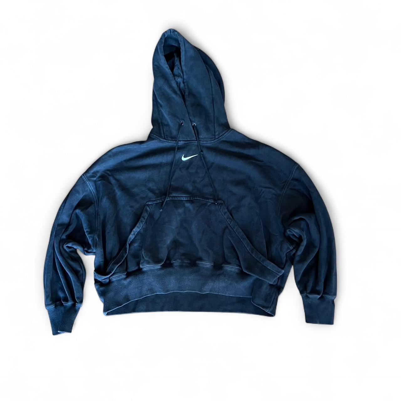 Black women’s cropped Nike hoodie in size Small