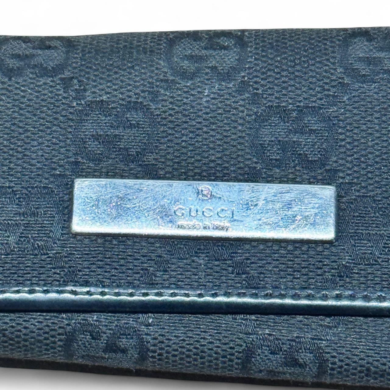 Vintage gucci key holder in dark navy