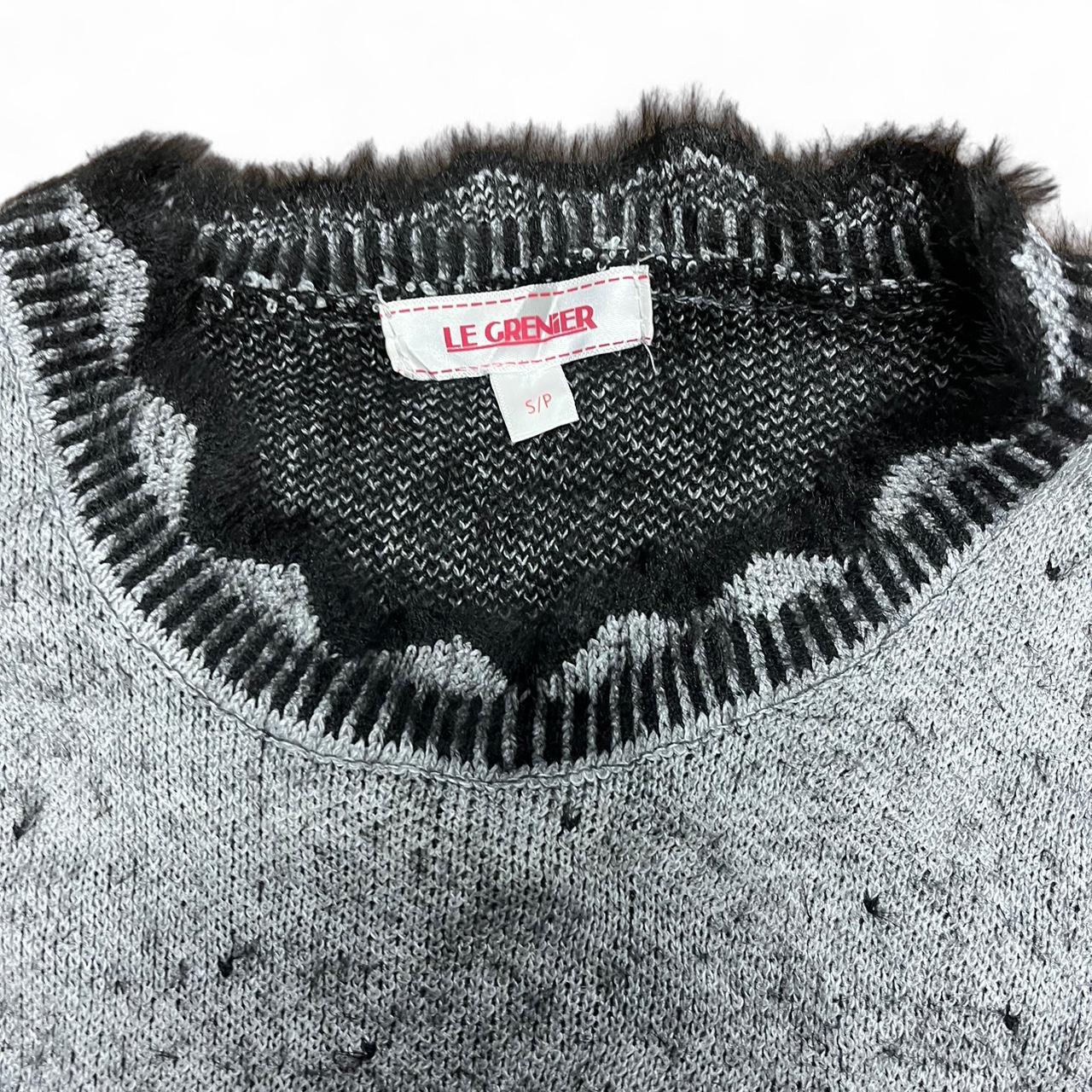 Grey & Black Jumper – Le Grenier (S)