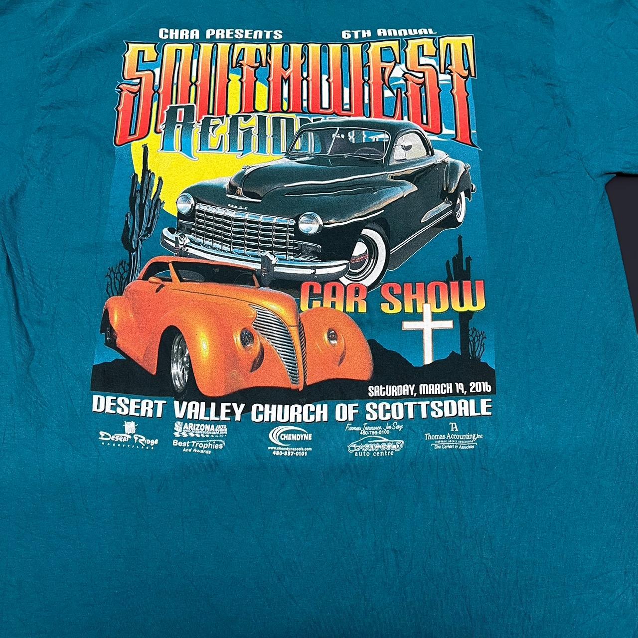 Blue Graphic Car Tee – Retro Racing Print – Single Stitch Style