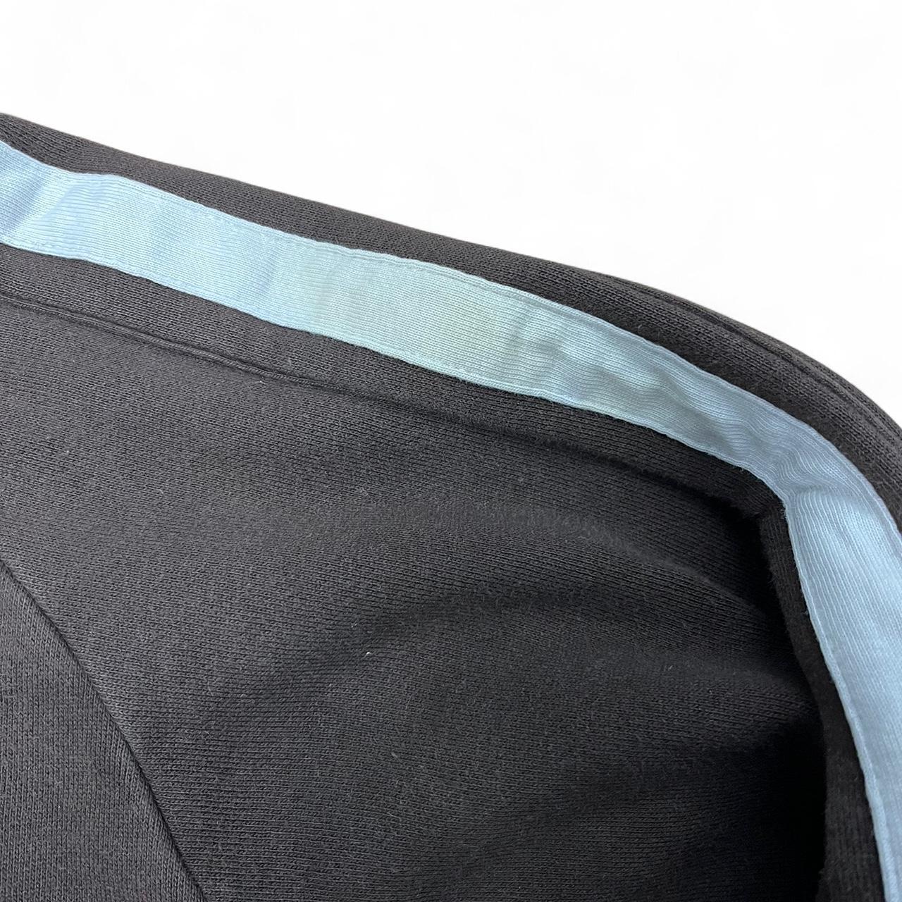 Brown Nike Sweatshirt – white striped Sleeves – Classic Swoosh Logo