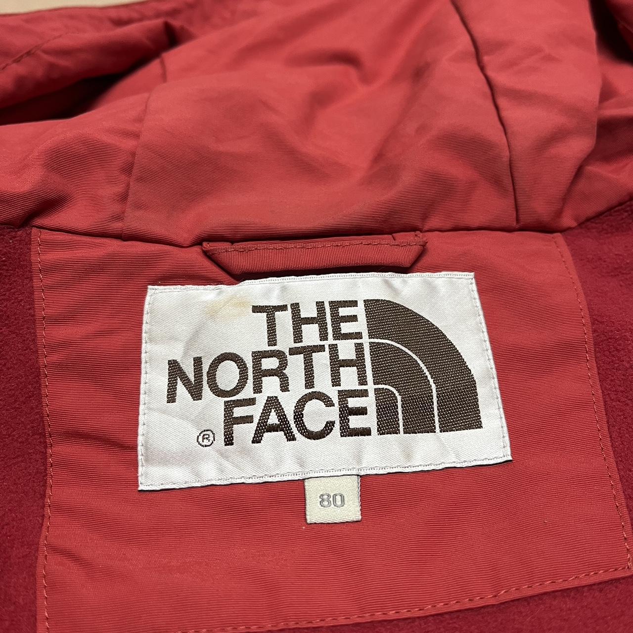 Women’s Grey/Khaki North Face Jacket – Red Accents – Fleece Lined (Korean Import)