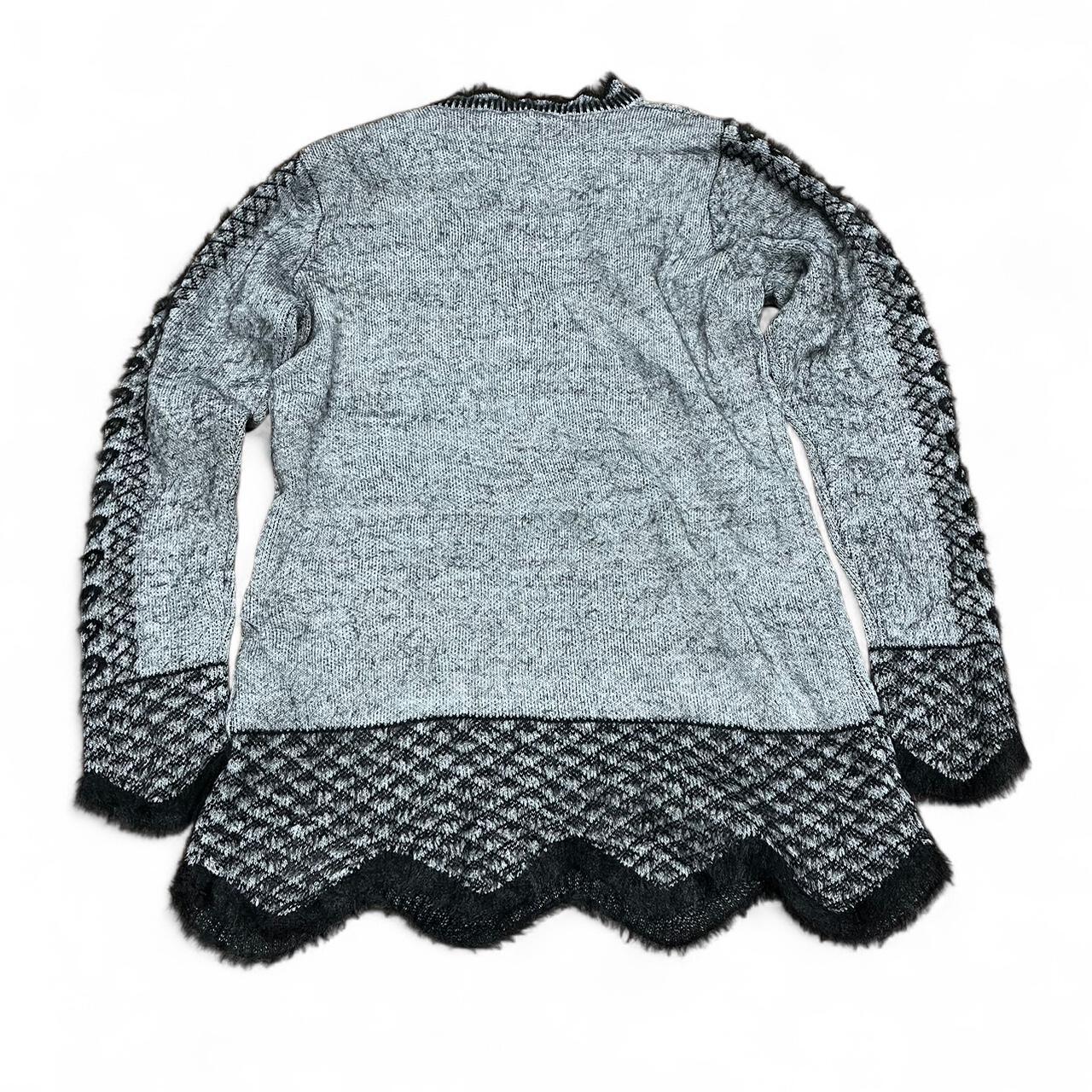 Grey & Black Jumper – Le Grenier (S)