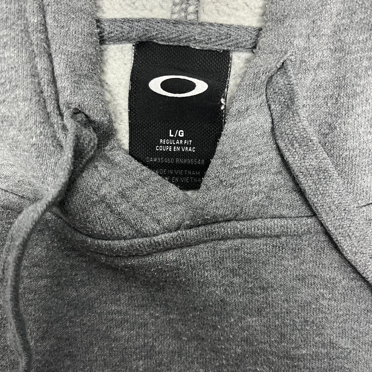 Grey Oakley Hoodie – Track & Field Graphic – Vintage Sport Style