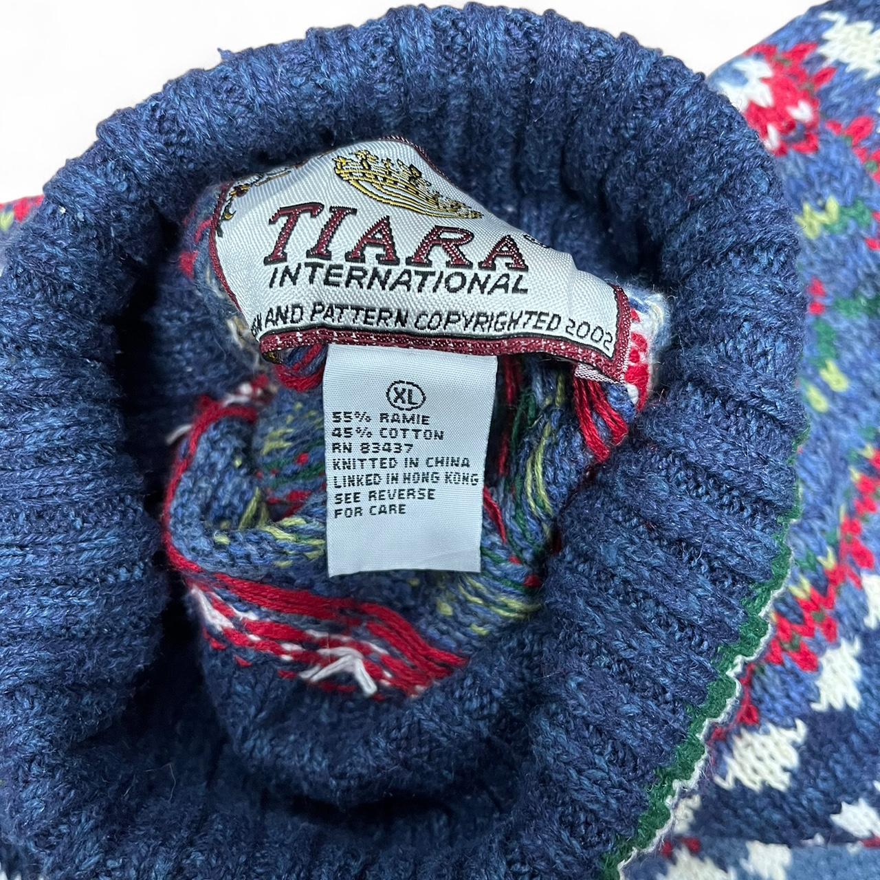 Rollneck Christmas Knit – Tiara International (XL)